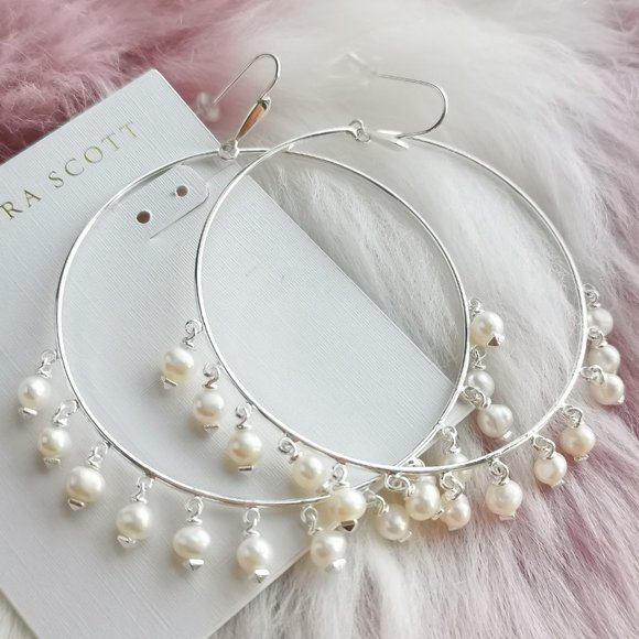 Kendra Scott HILTY Silver Hoop Pearl Earrings - Picture 2 of 3